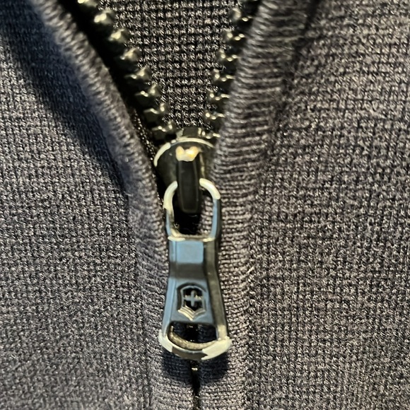 XXL Sweater/Jacket Victorinox - Picture 7 of 8